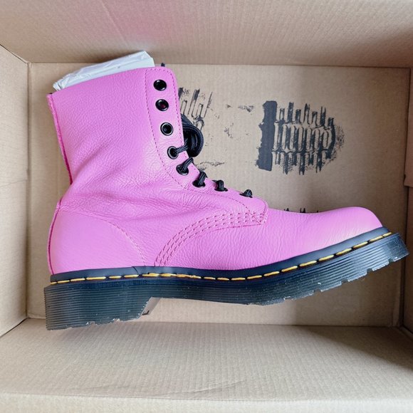 Dr. Martens 1460 Size 8 Pink Pascal Virginia Leather Boots women’s shoes - Picture 8 of 15